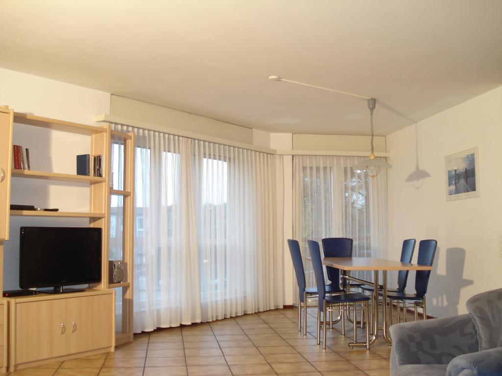 Apart Holidays - Residenza Flora Locarno Room photo